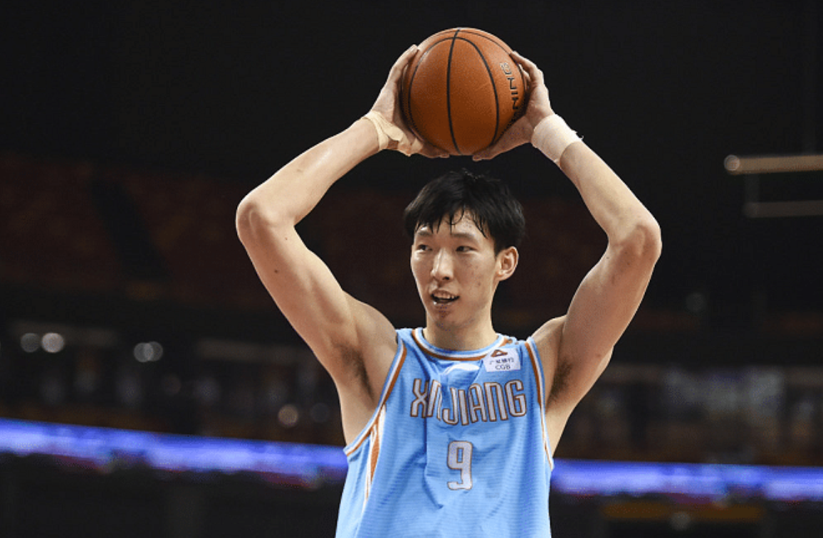 开云-波尔图训练开放日，冲刺阶段造点机会引欢呼，CBA常规赛在即，心理建设被强调(桑普森加盟北控男篮)