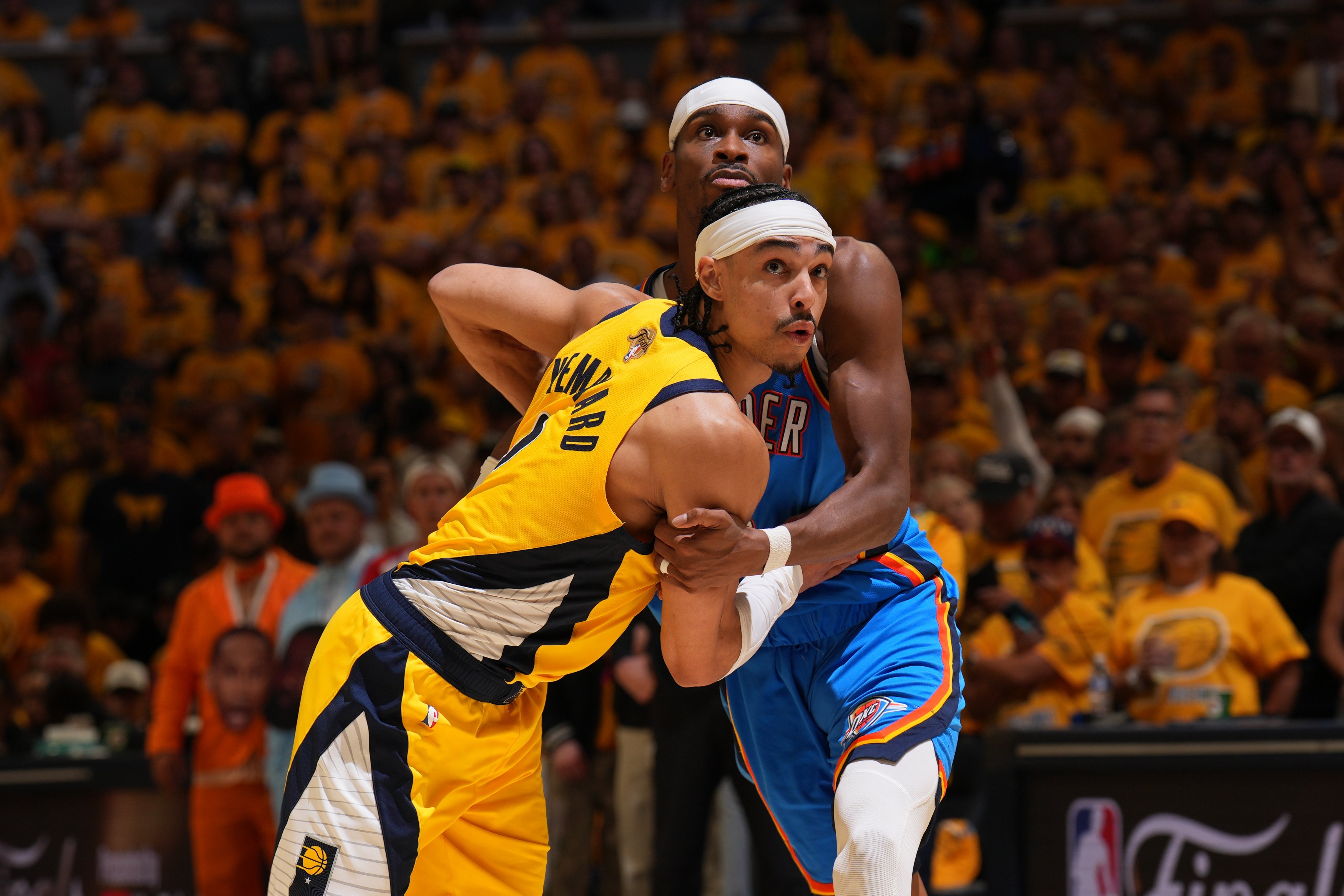 开云下载-关键时刻本菲卡备战NBA季后赛，手感冰凉细节曝光，信心回归，细节决定成败(nba季后赛什么开始)